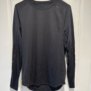 Lululemon License To Train Long Sleeve Medium
